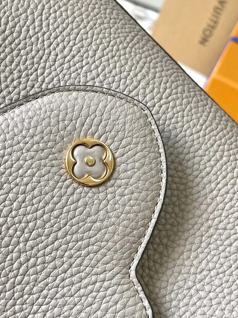 Louis Vuitton Capucines BB Bags OnTrend 39904