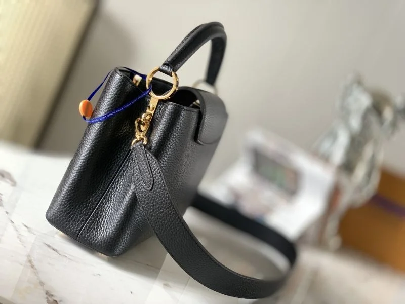 Stylish Louis Vuitton Capucines BB Bags 39857