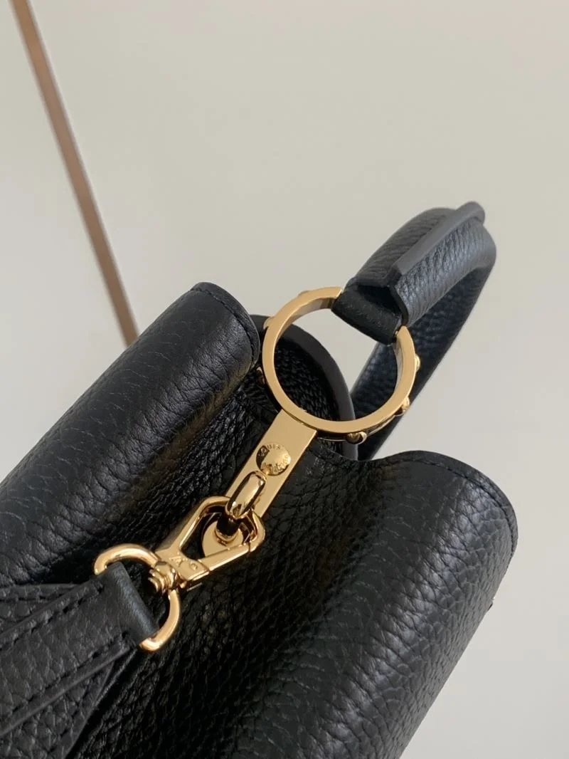 Stylish Louis Vuitton Capucines BB Bags 39857