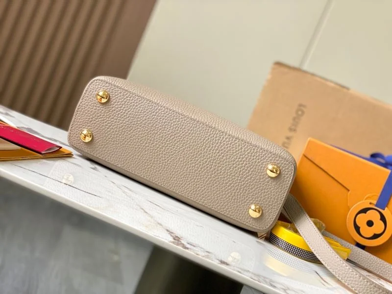 Attractive Louis Vuitton Capucines BB Bags 39894