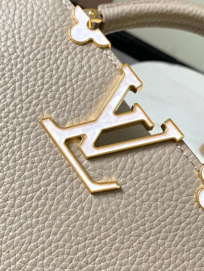 Attractive Louis Vuitton Capucines BB Bags 39894
