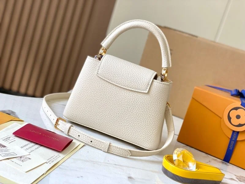 UrbanStyle Louis Vuitton Capucines BB Bags 39864
