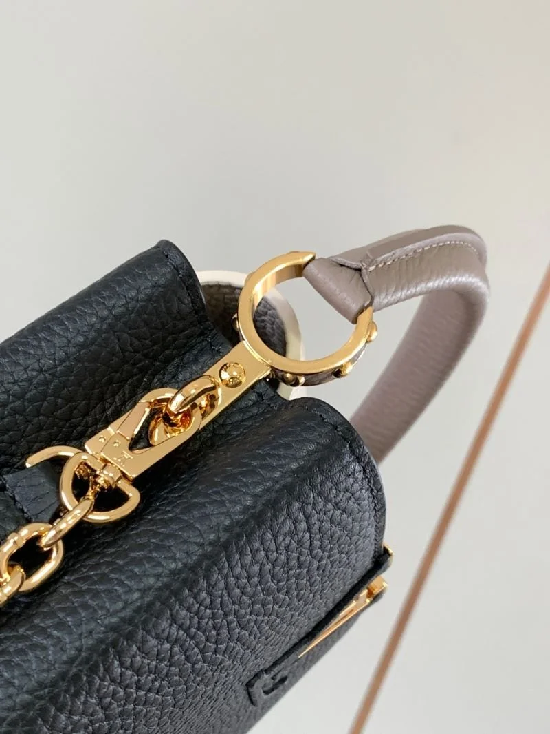 OnTrend Louis Vuitton Capucines BB Bags 39828