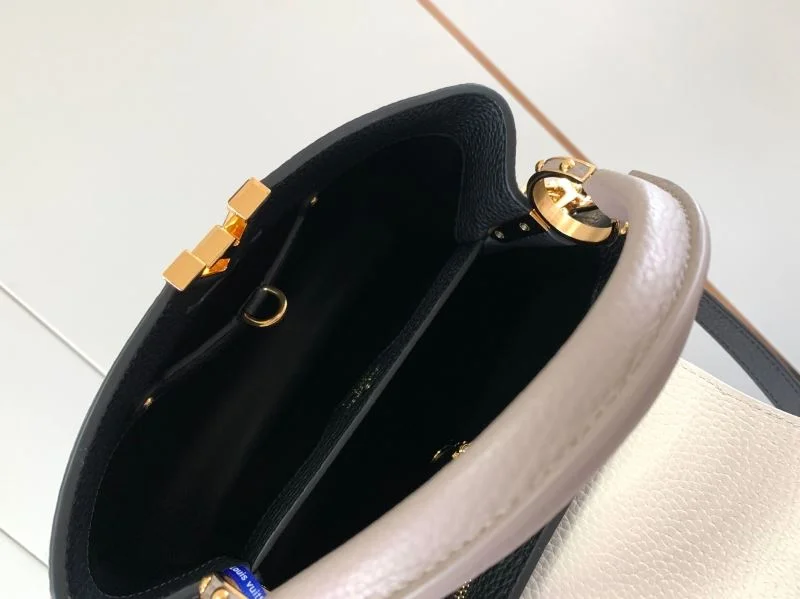 Louis Vuitton Capucines BB Bags Casual 39833
