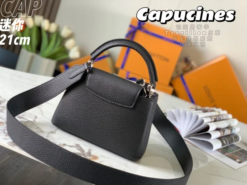 MultiPurpose Louis Vuitton Capucines BB Bags 39823