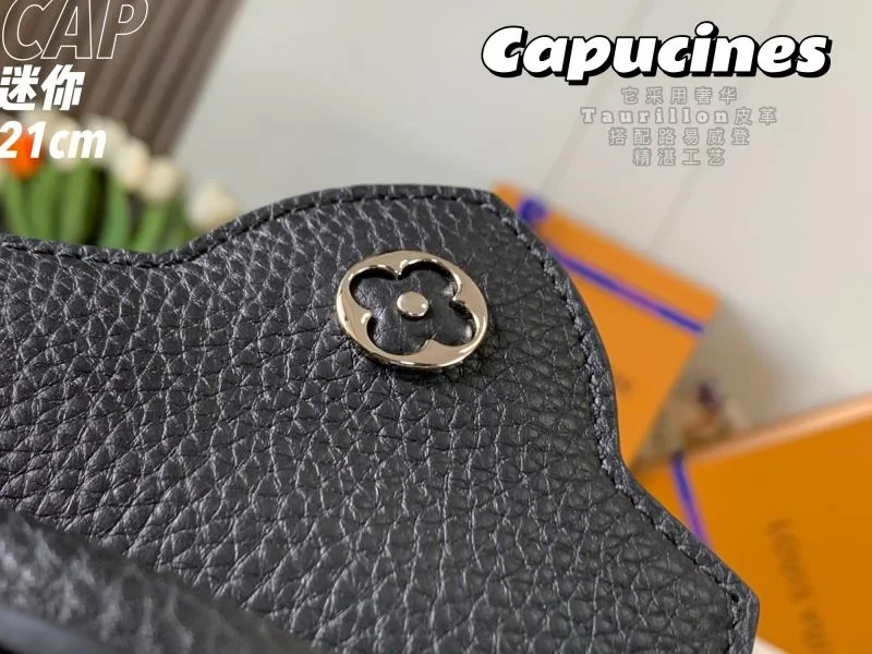 MultiPurpose Louis Vuitton Capucines BB Bags 39823