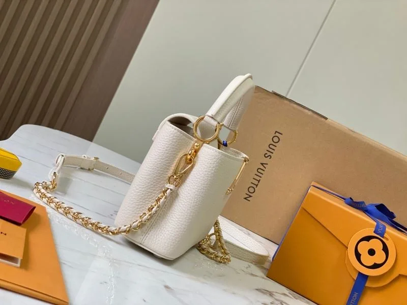 SmartChoice Louis Vuitton Capucines BB Bags 39814