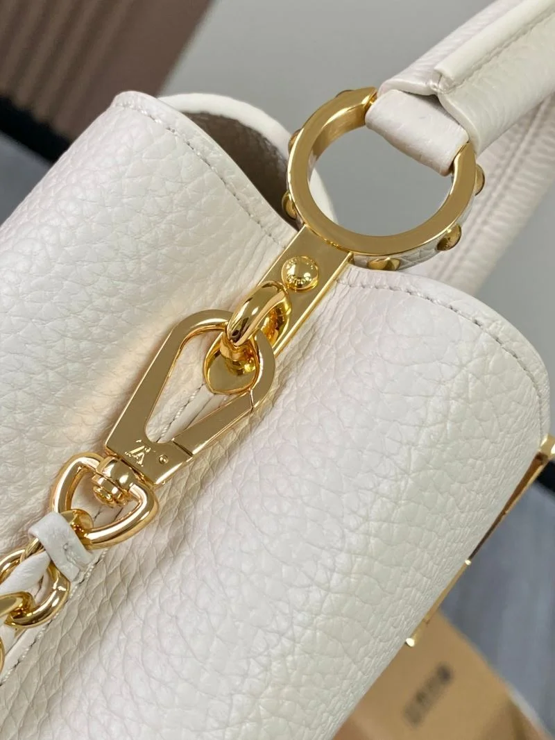 SmartChoice Louis Vuitton Capucines BB Bags 39814