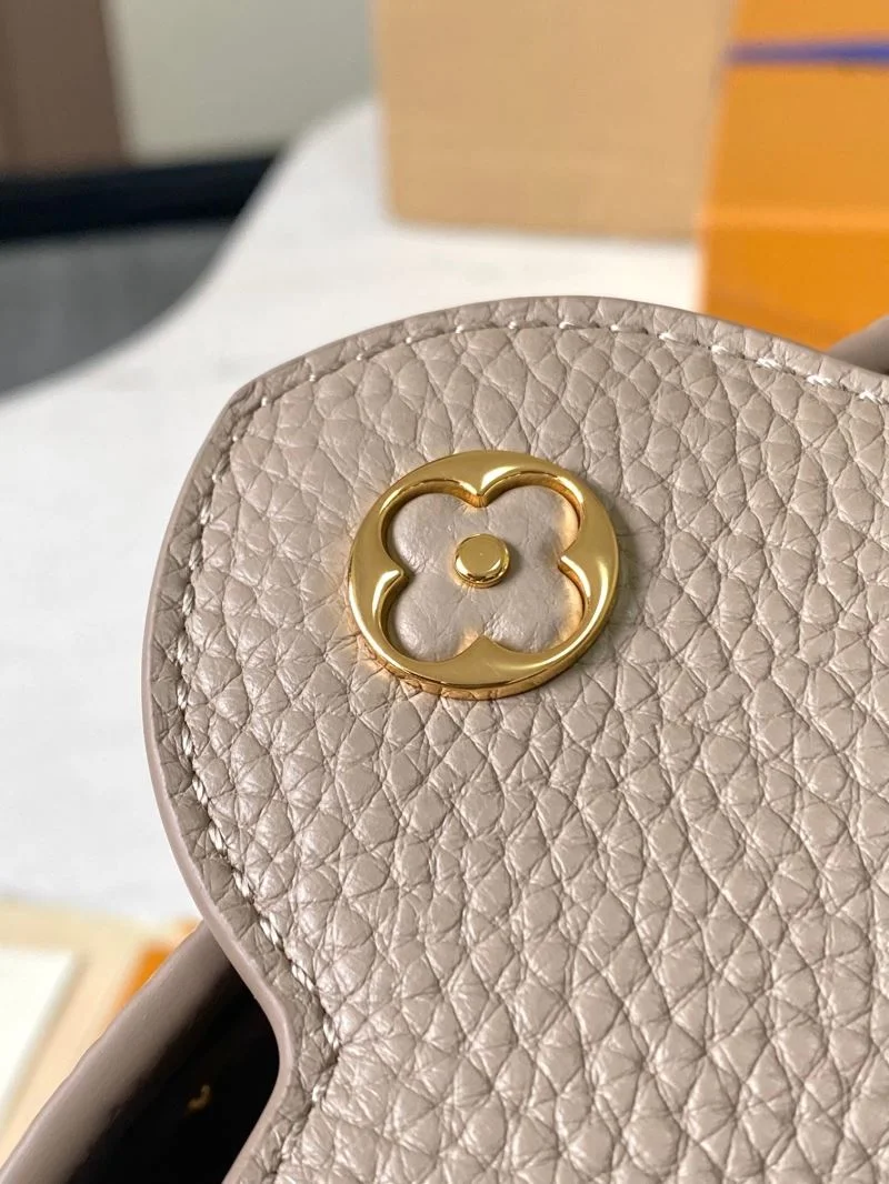 Bright Louis Vuitton Capucines BB Bags 39935