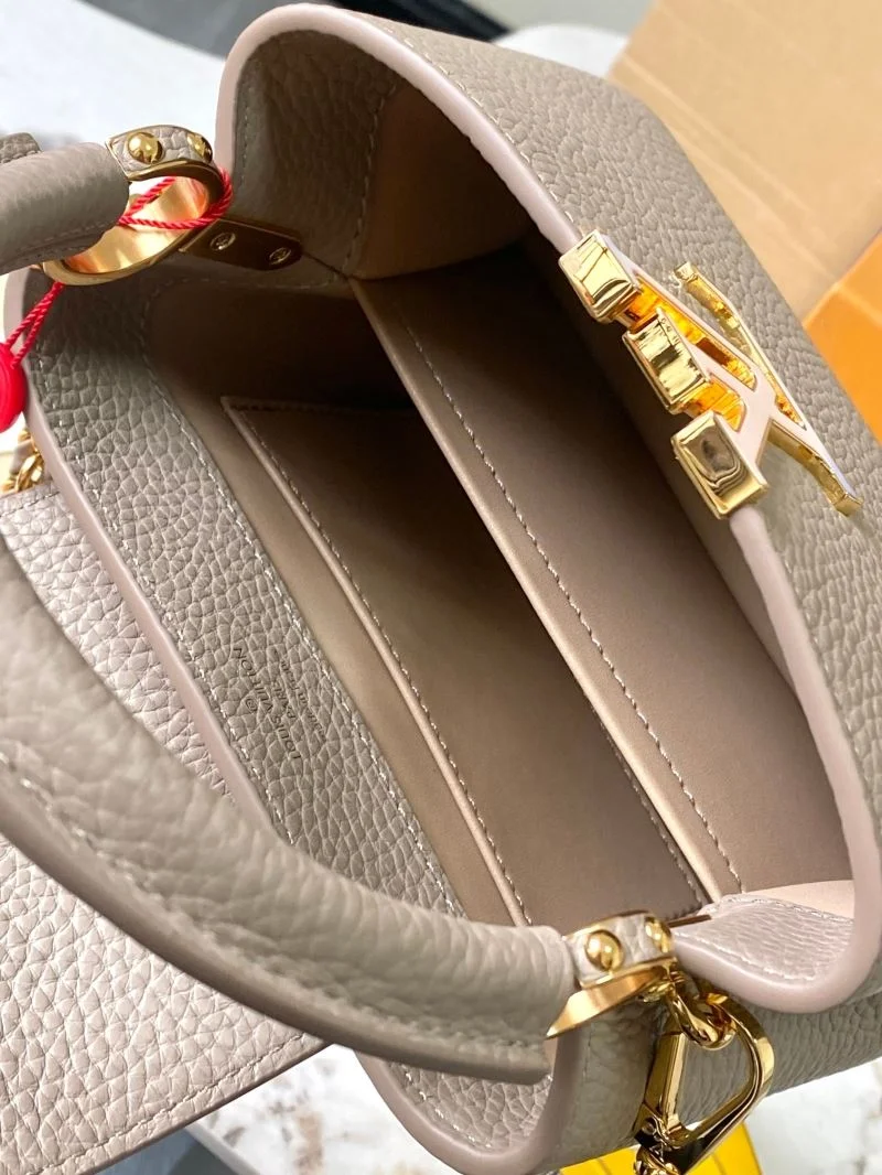 Bright Louis Vuitton Capucines BB Bags 39935