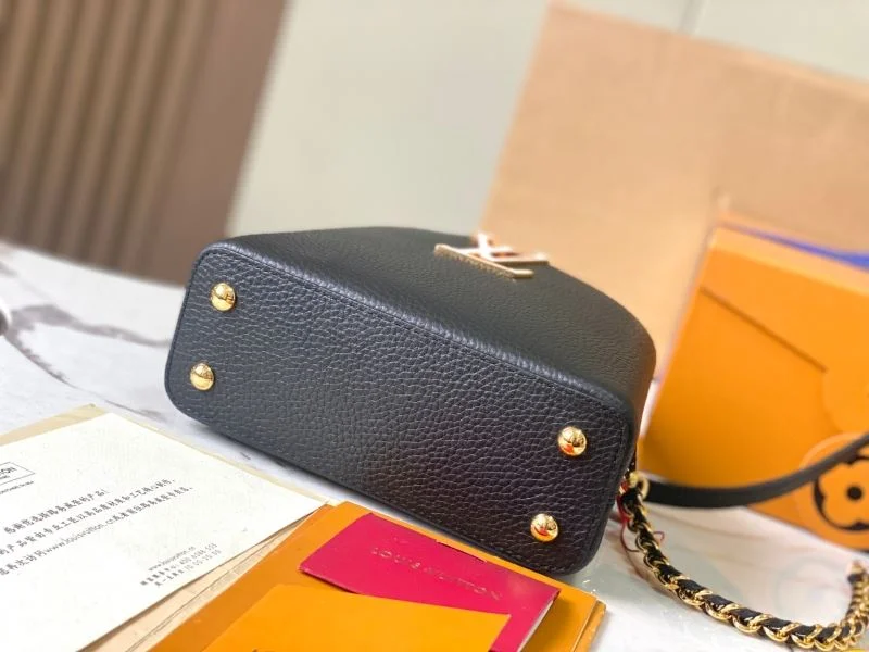 Comfortable Louis Vuitton Capucines BB Bags 39811