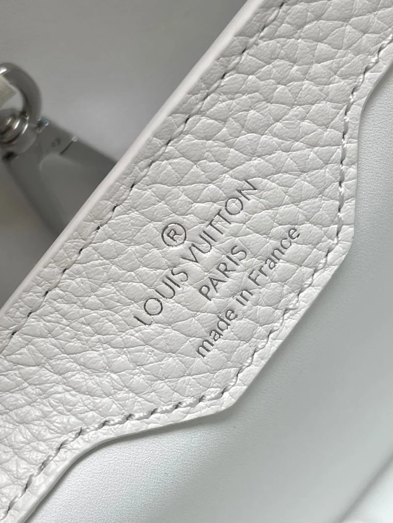 Louis Vuitton Capucines BB Bags Lightweight 39816