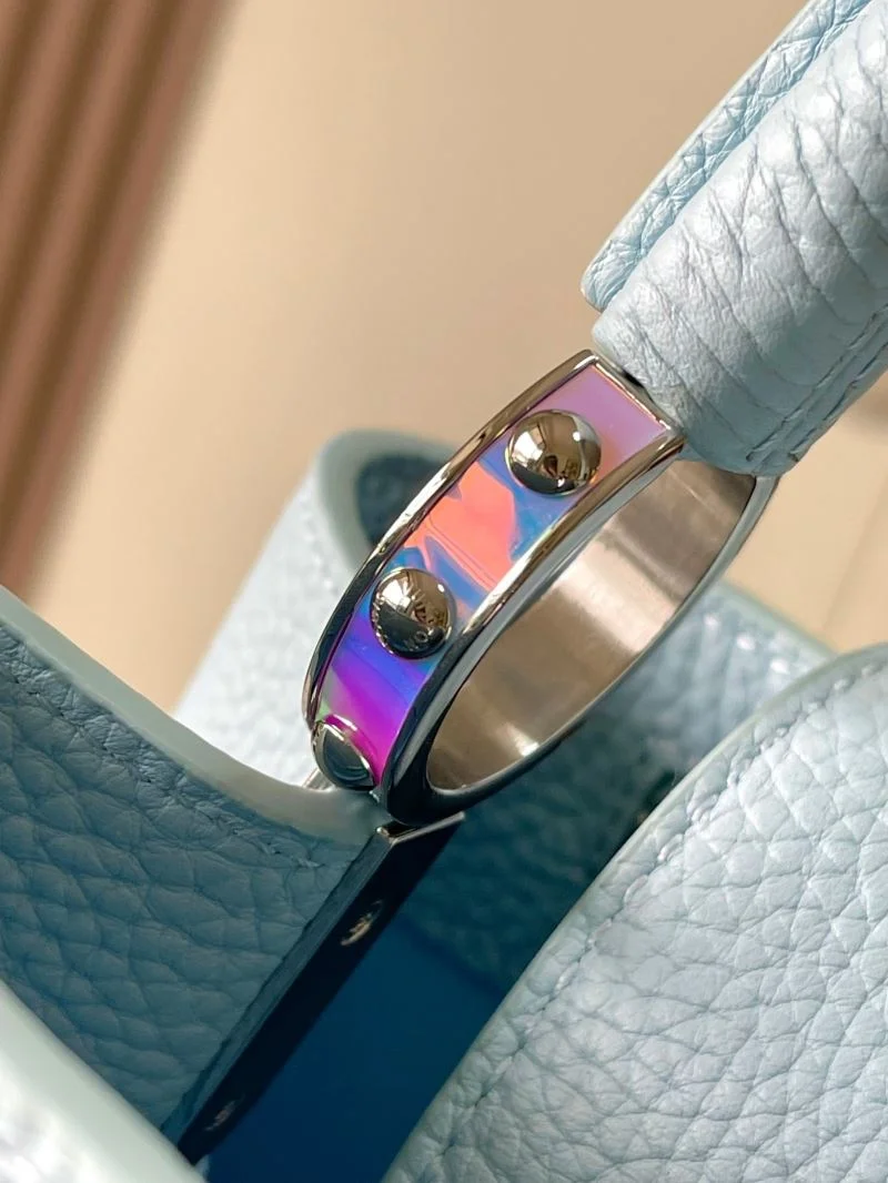 FashionForward Louis Vuitton Capucines BB Bags 39803