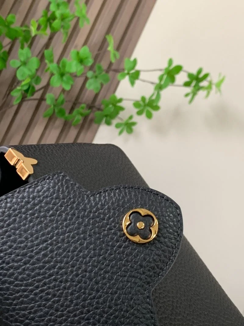 Soft Louis Vuitton Capucines BB Bags 39796