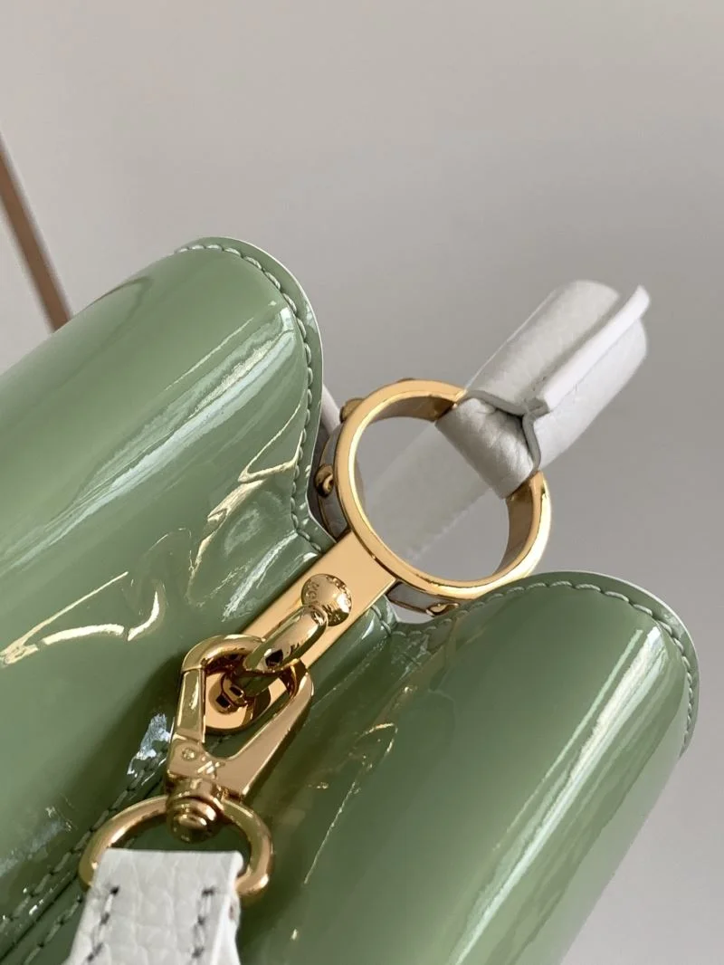 UrbanStyle Louis Vuitton Capucines BB Bags 39841