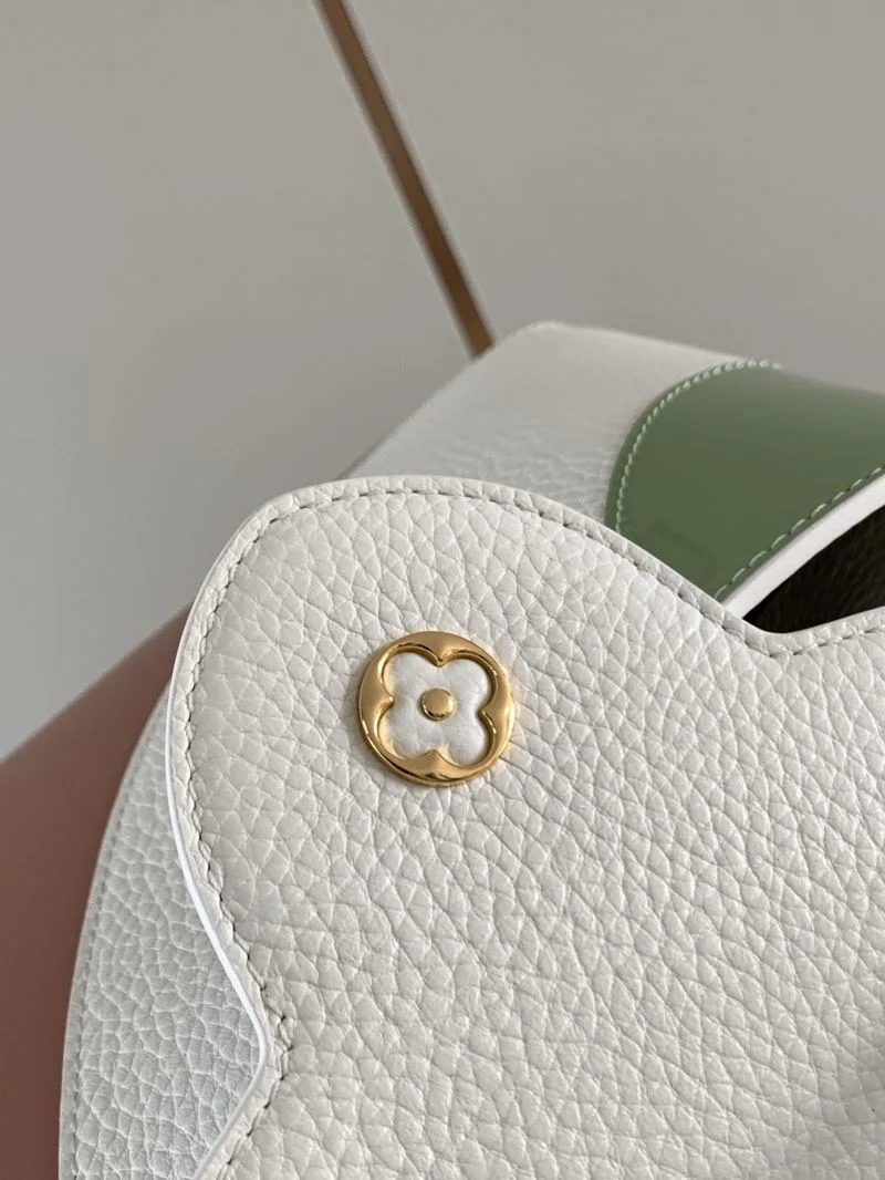 UrbanStyle Louis Vuitton Capucines BB Bags 39841