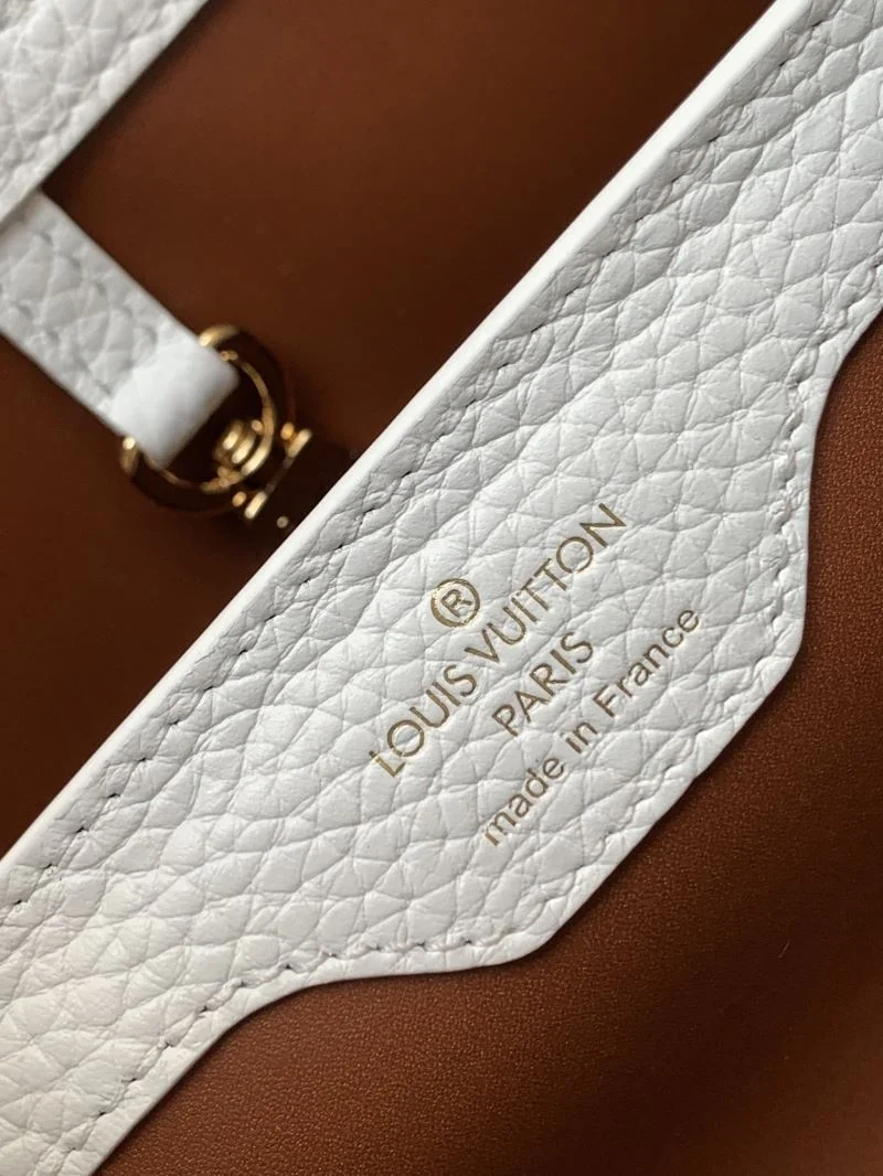 UrbanStyle Louis Vuitton Capucines BB Bags 39841