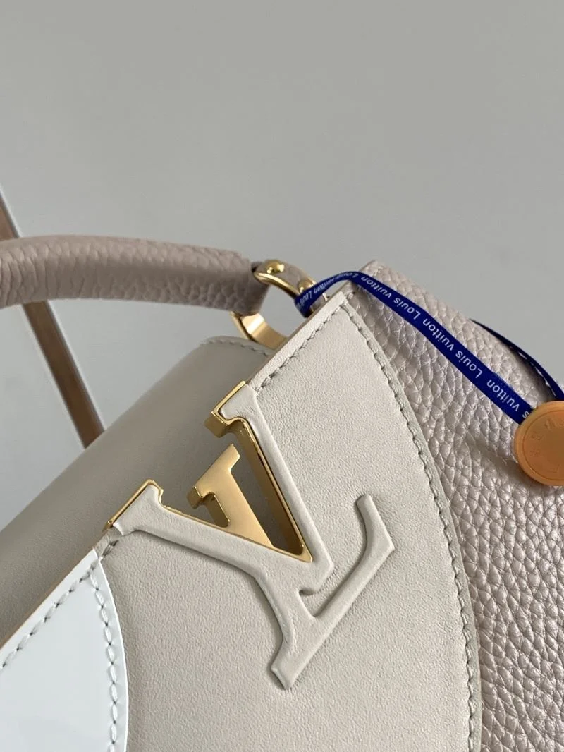 Elegant Louis Vuitton Capucines BB Bags 39806