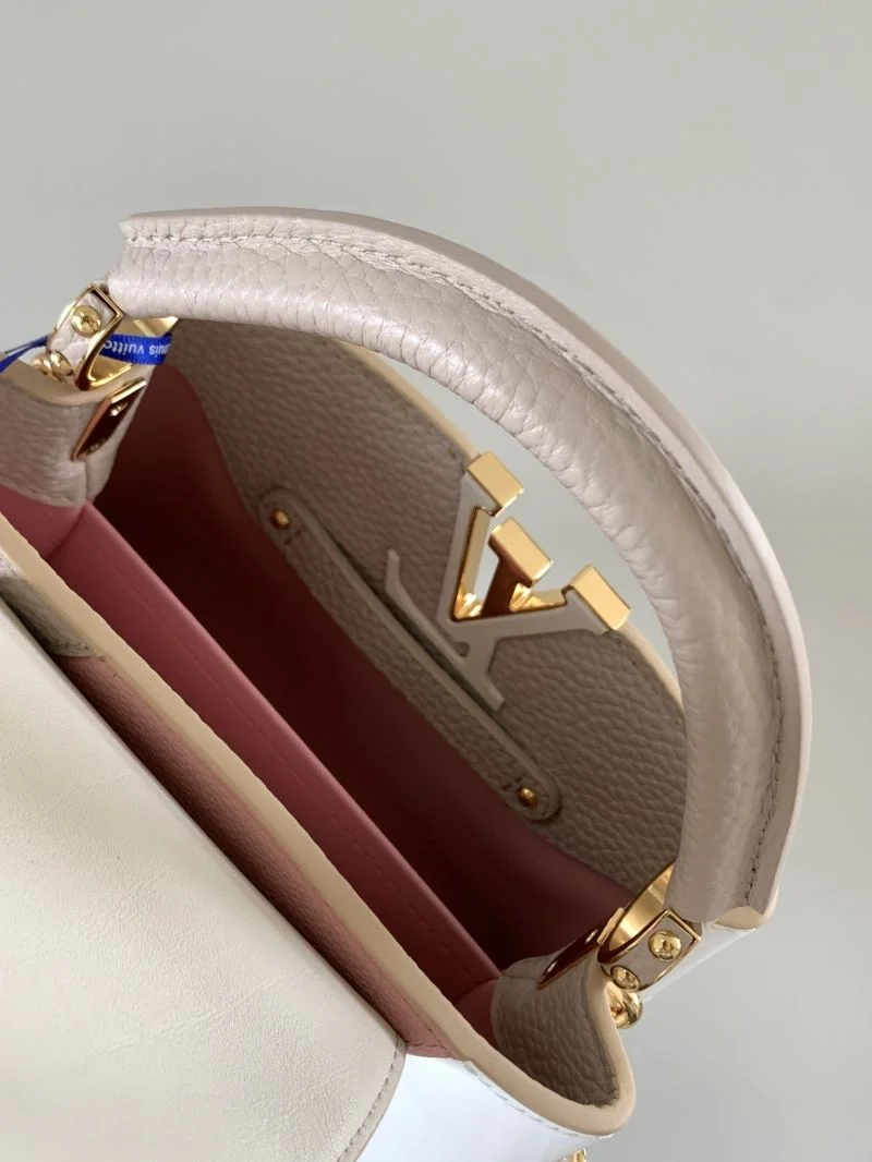 Elegant Louis Vuitton Capucines BB Bags 39806