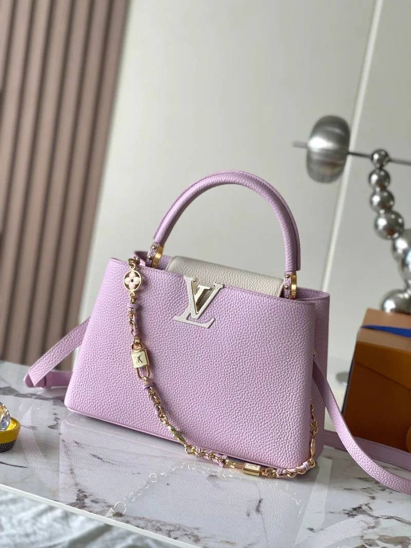 Louis Vuitton Capucines BB Bags StreetReady 39819