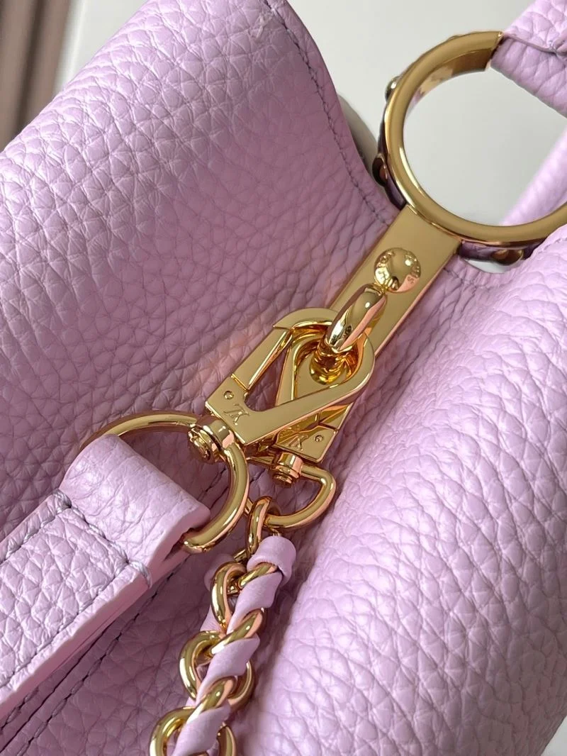 Louis Vuitton Capucines BB Bags StreetReady 39819