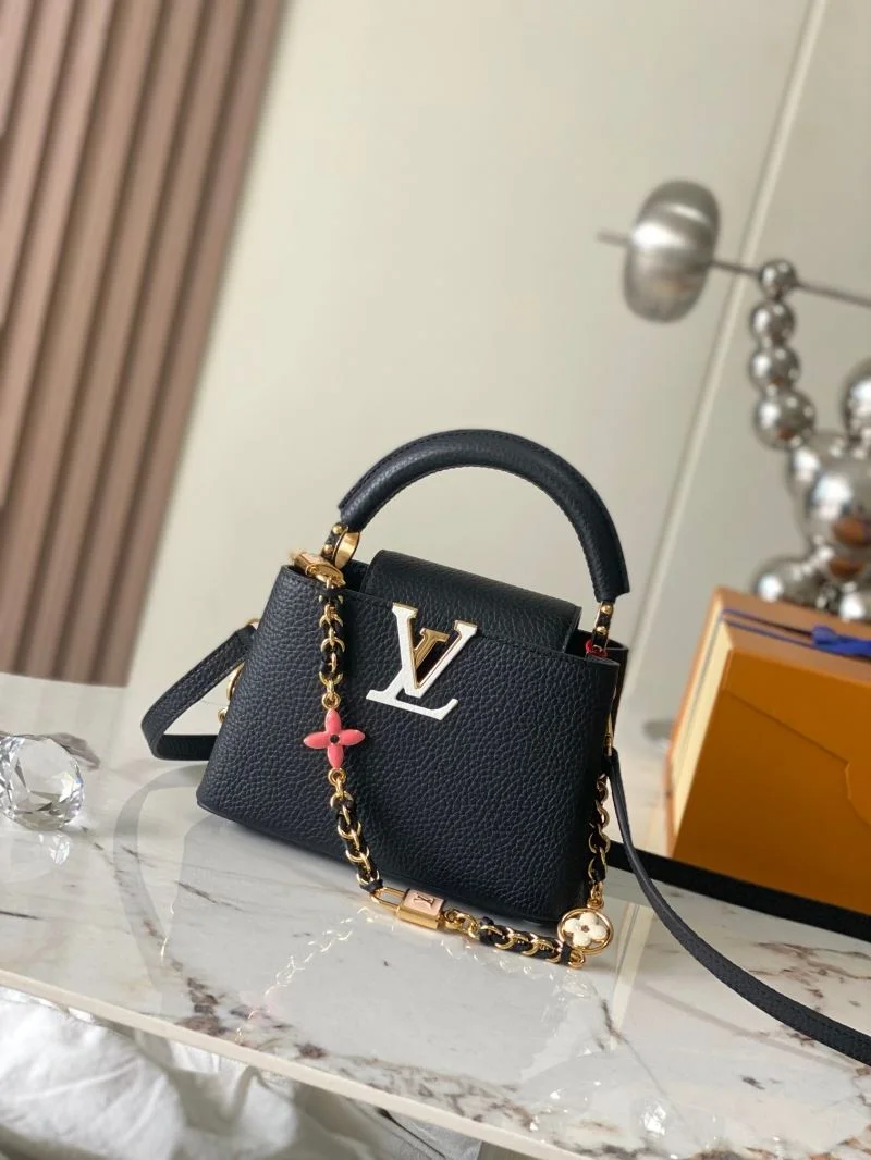 Modern Louis Vuitton Capucines BB Bags 39784