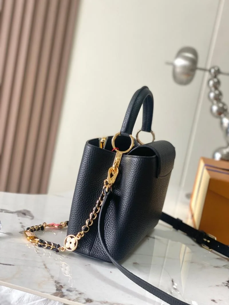 Louis Vuitton Capucines BB Bags Cozy 39820