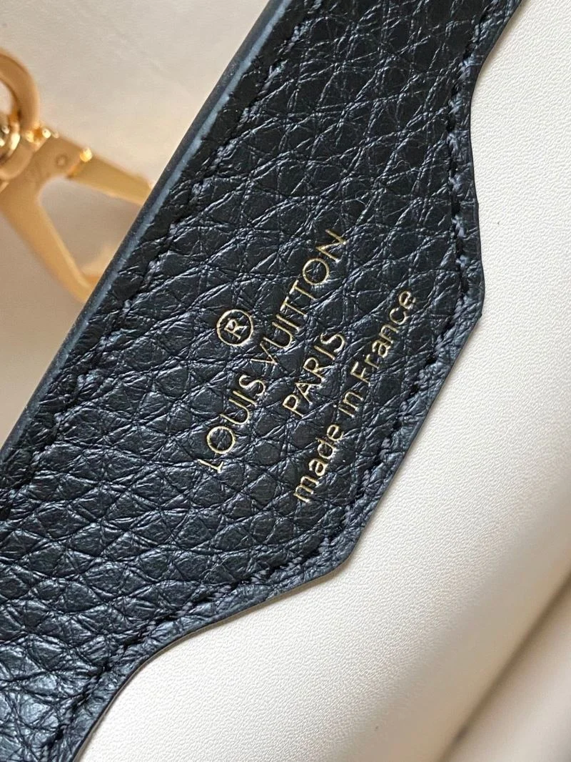 Louis Vuitton Capucines BB Bags Cozy 39820