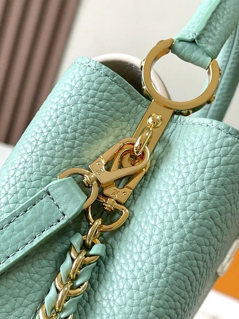 Louis Vuitton Capucines BB Bags Snug 39817