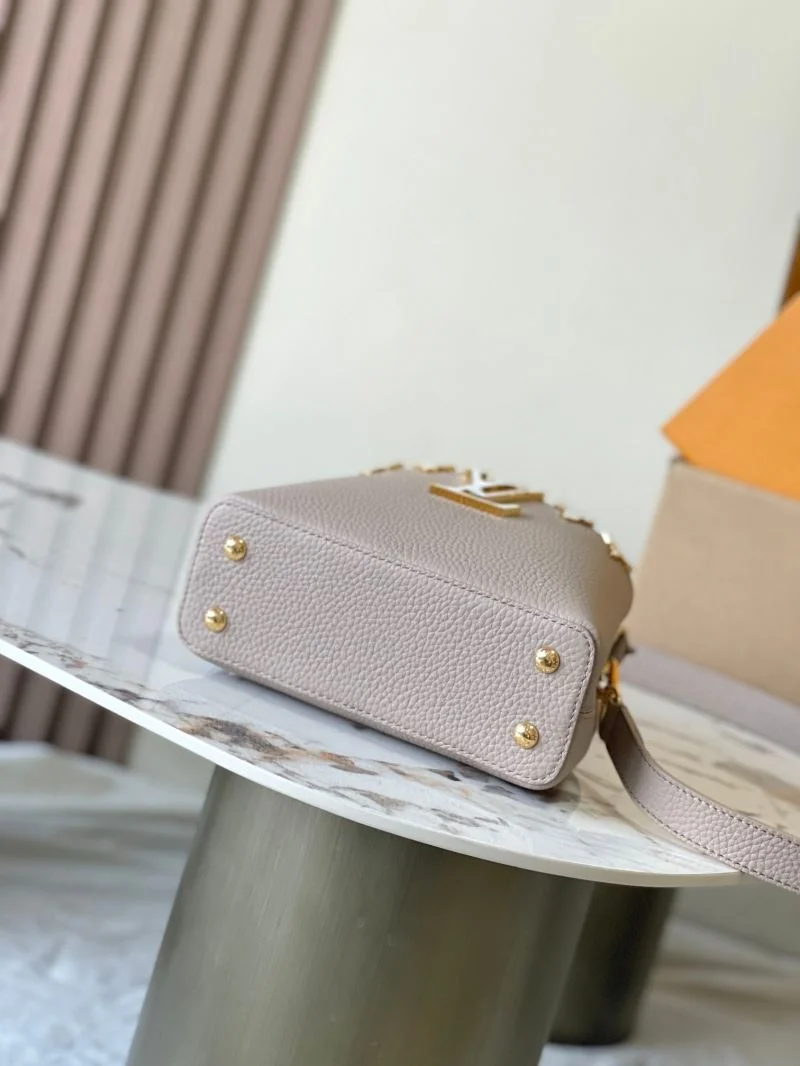 Louis Vuitton Capucines BB Bags Bold 39778