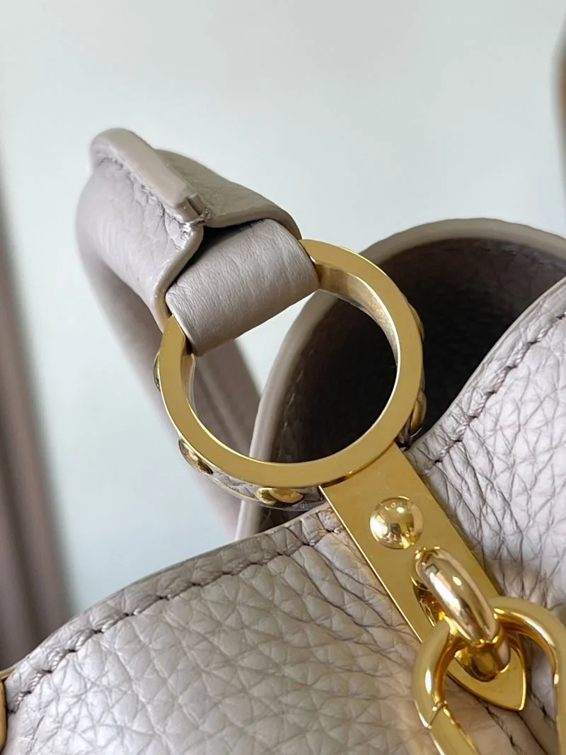 Louis Vuitton Capucines BB Bags Bold 39778