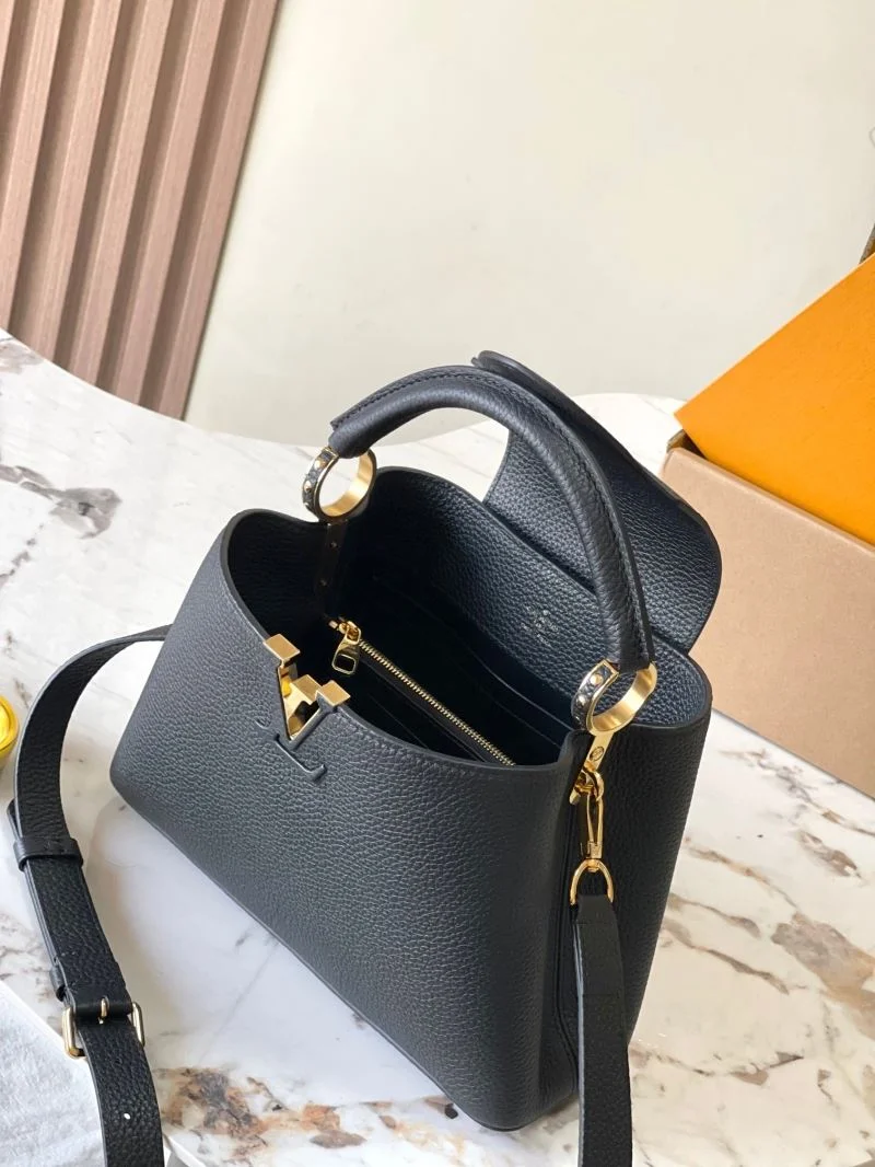 Thermal Louis Vuitton Capucines BB Bags 39812