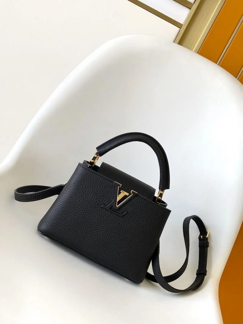 Louis Vuitton Capucines BB Bags Unisex 39307