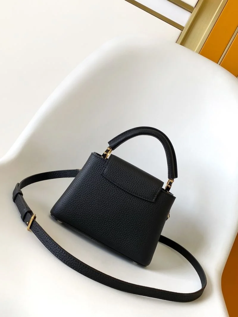 Louis Vuitton Capucines BB Bags Unisex 39307