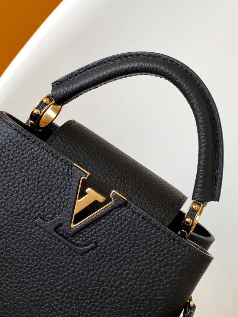 Louis Vuitton Capucines BB Bags Unisex 39307