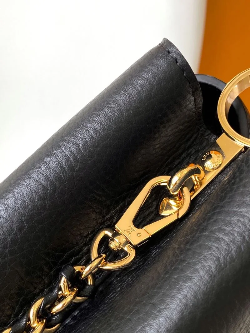 OnTrend Louis Vuitton Capucines BB Bags 39013
