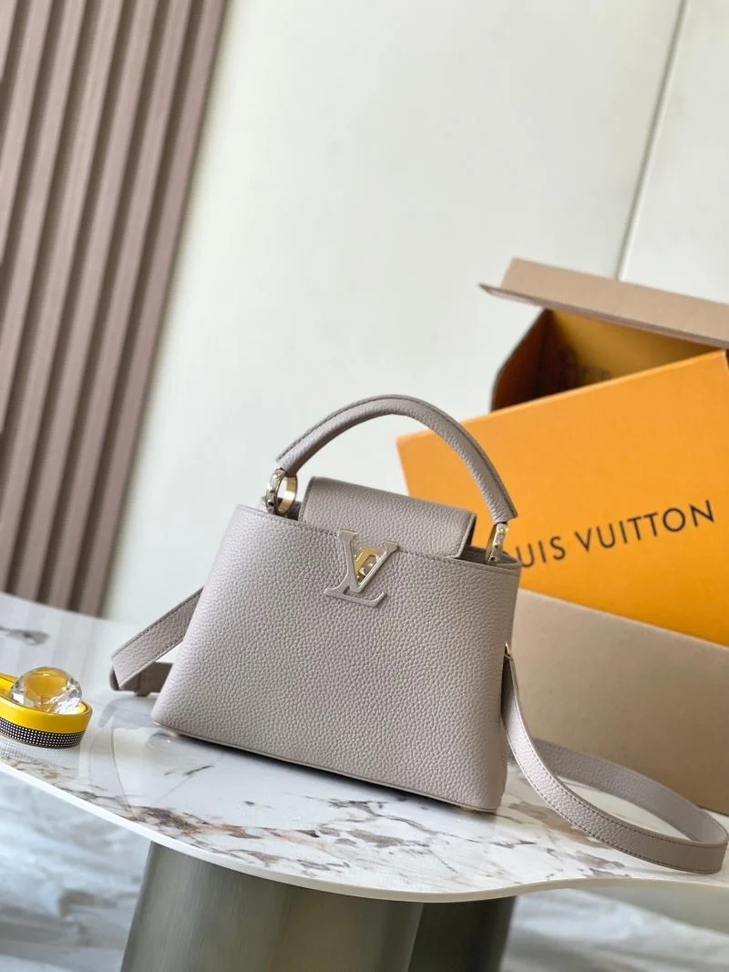 OnTrend Louis Vuitton Capucines BB Bags 38921