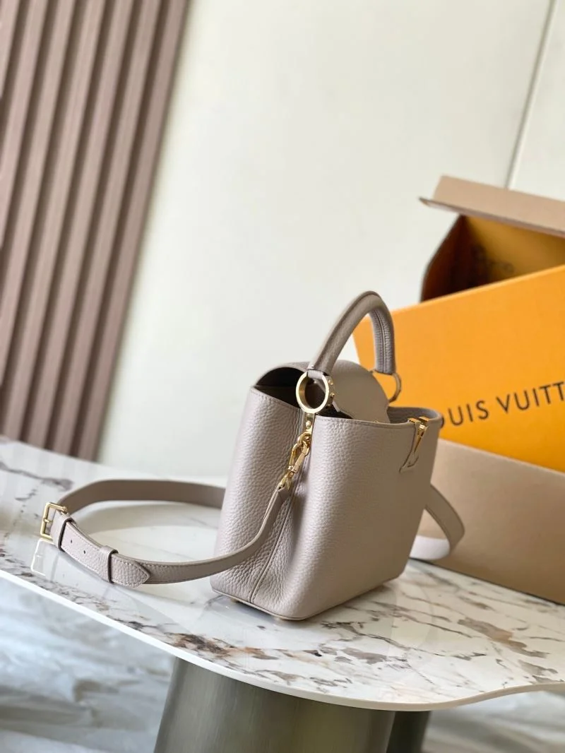 OnTrend Louis Vuitton Capucines BB Bags 38921