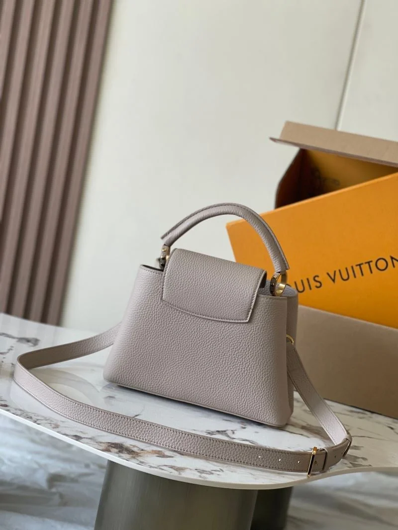 OnTrend Louis Vuitton Capucines BB Bags 38921