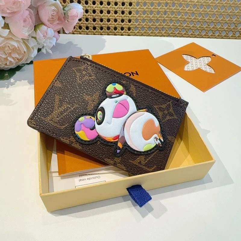 Lightweight Louis Vuitton Card Holders 262638