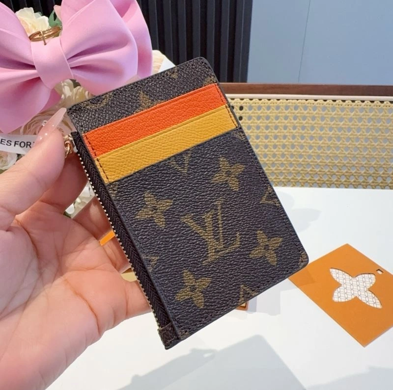 Lightweight Louis Vuitton Card Holders 262638