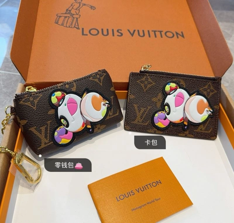 Lightweight Louis Vuitton Card Holders 262638