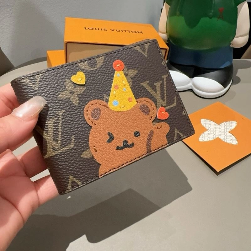Chic Louis Vuitton Card Holders 262633