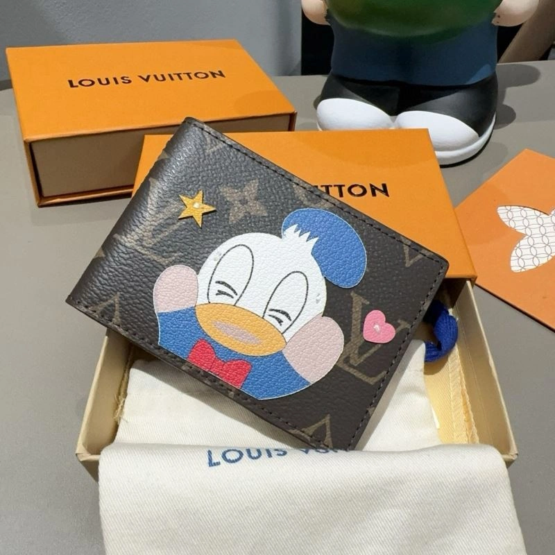 Louis Vuitton Card Holders SunProtective 262630