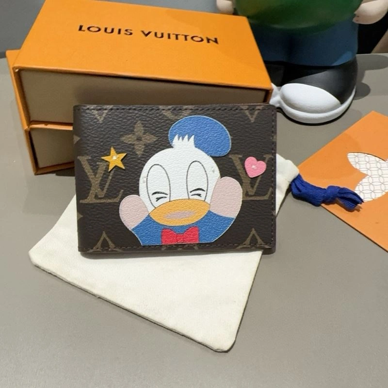 Louis Vuitton Card Holders SunProtective 262630