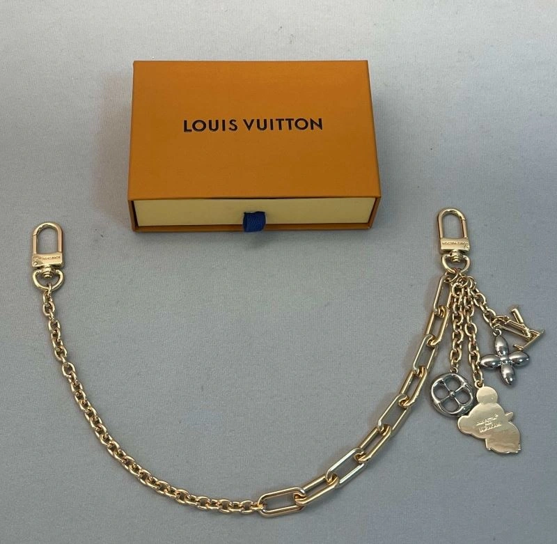 Practical Louis Vuitton Chains 262735