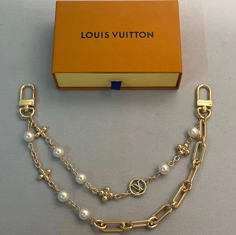 Louis Vuitton Chains TimelessDesign 262727