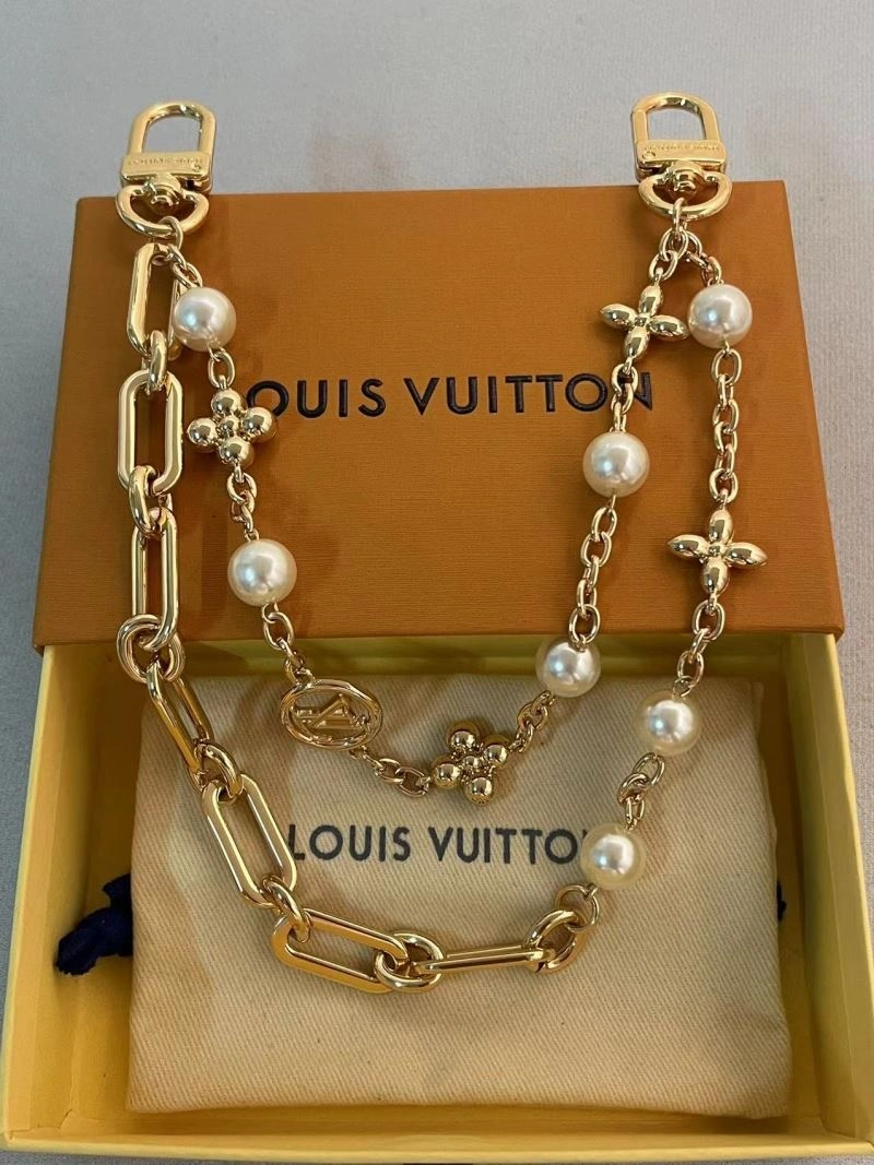 Louis Vuitton Chains TimelessDesign 262727