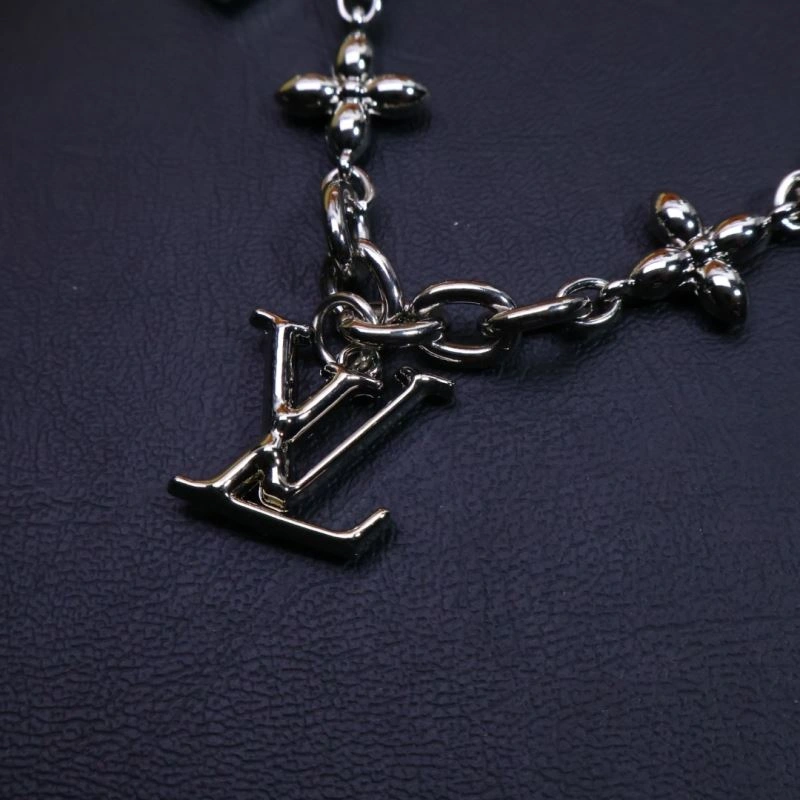 Efficient Louis Vuitton Chains 262701