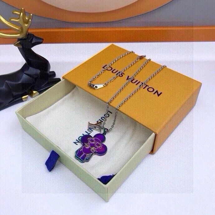 Louis Vuitton Chains Sporty 262699